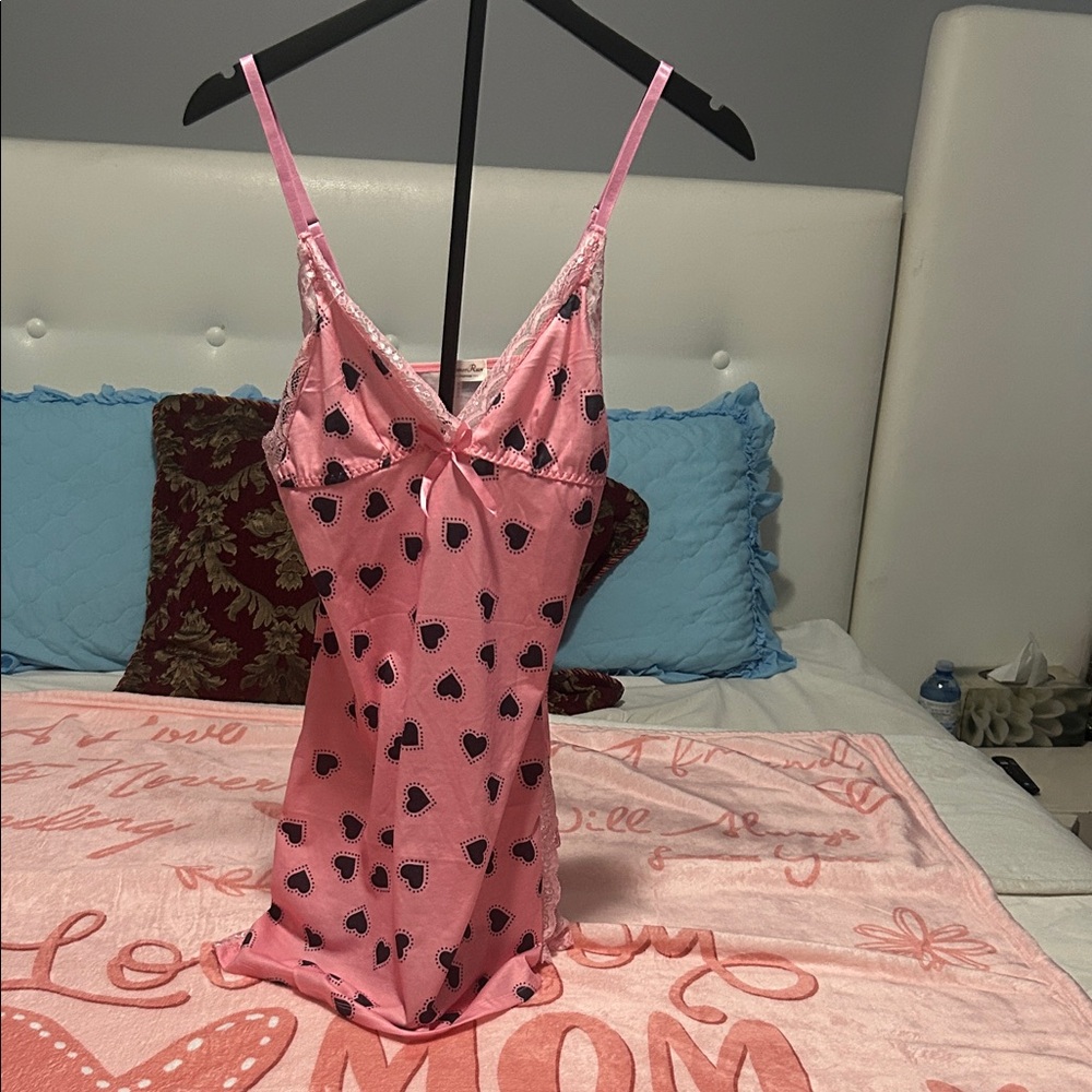 Pink Heart-Patterned Women's Nightgown lingerie